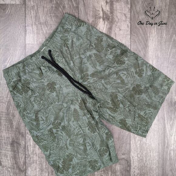 Goodthreads Men's 7" Inseam Swim Trunk Size XS - Picture 3 of 4